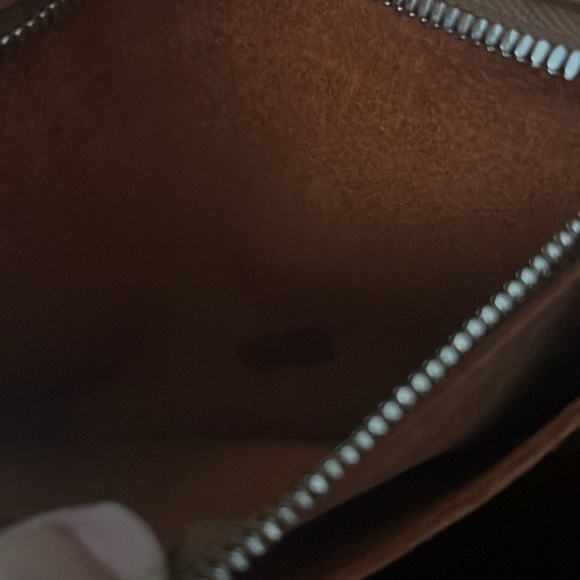 Parker Clay Tote - Picture 4 of 5